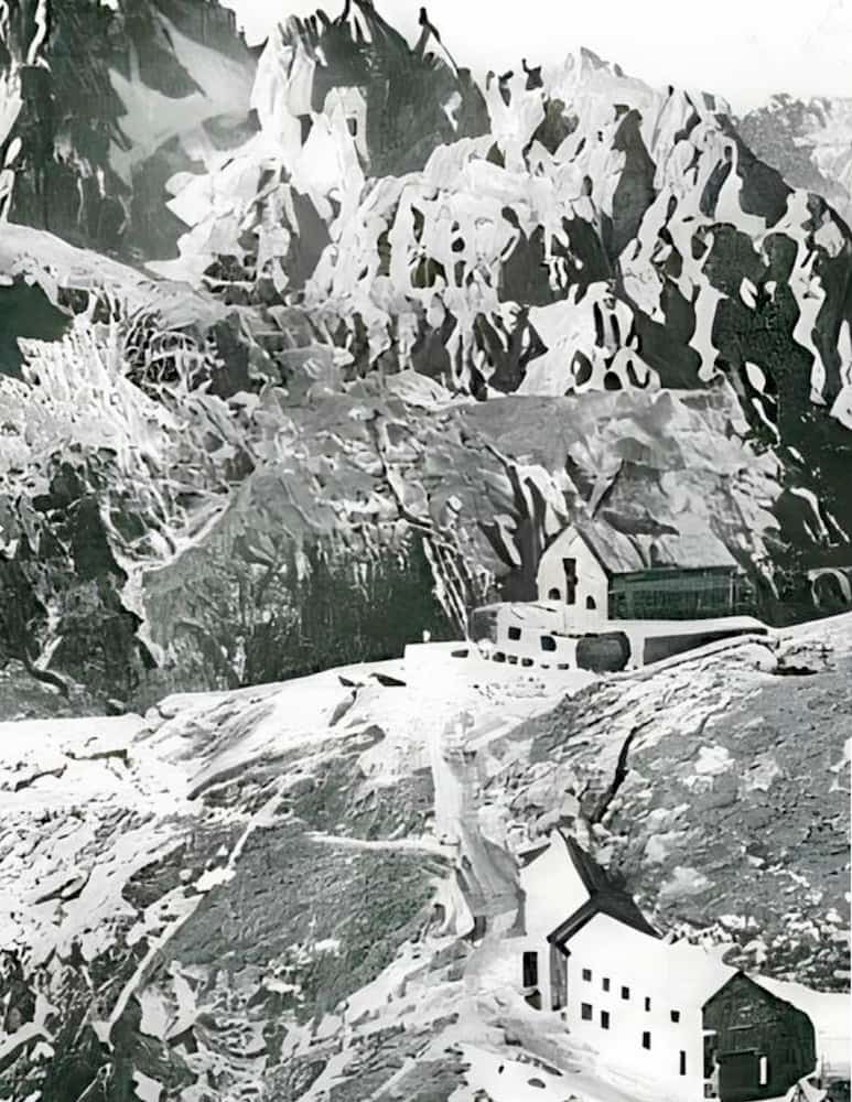 Histoire - Refuge d'Auronzo - Dolomites Histoire - Refuge d'Auronzo - Dolomites - Tre Cime di Lavaredo - Dolomiti - ©Alessandro Sogne