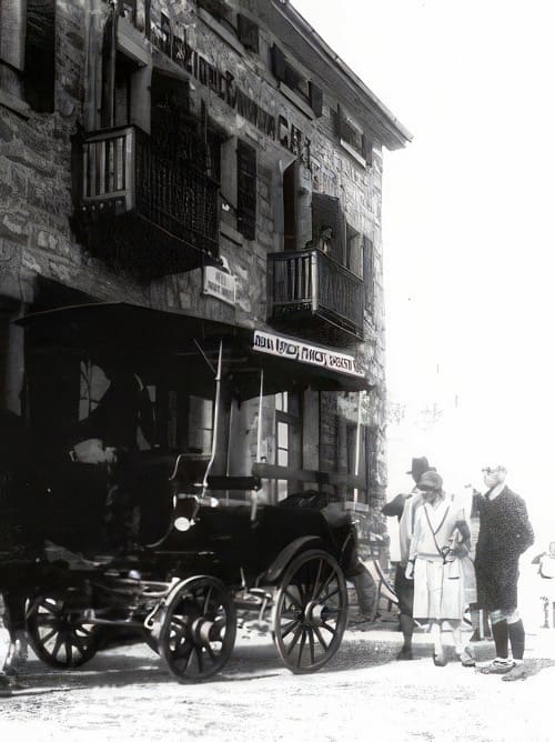 Histoire - Refuge d'Auronzo - Dolomites Histoire - Refuge d'Auronzo - Dolomites - Tre Cime di Lavaredo - Dolomiti - ©Alessandro Sogne
